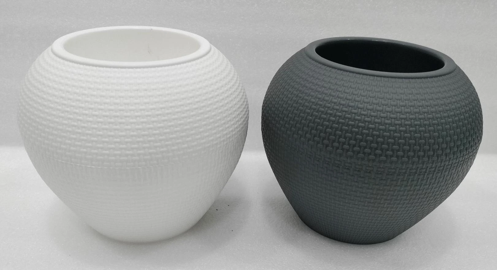 Plastic Pot Diamond Shape Med 27*13*20